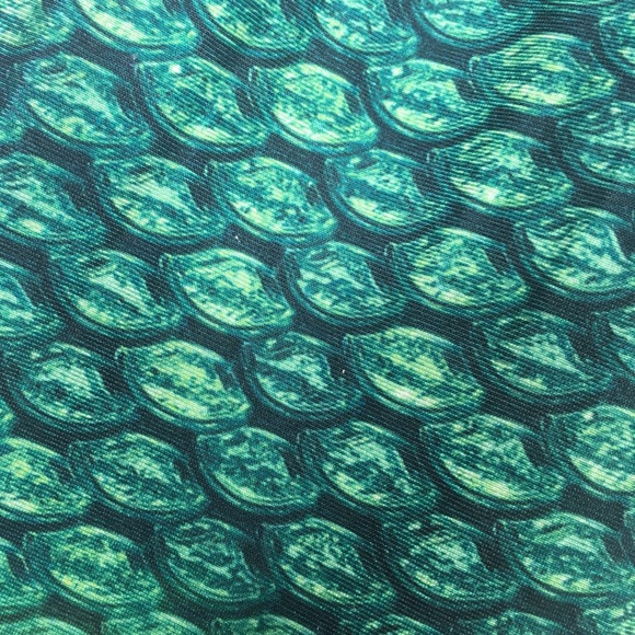 Fin Fun mermaid tail - Picture 3 of 7